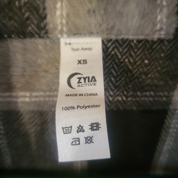 ZYIA Gray Taggart Shirt Jacket - Picture 5 of 7